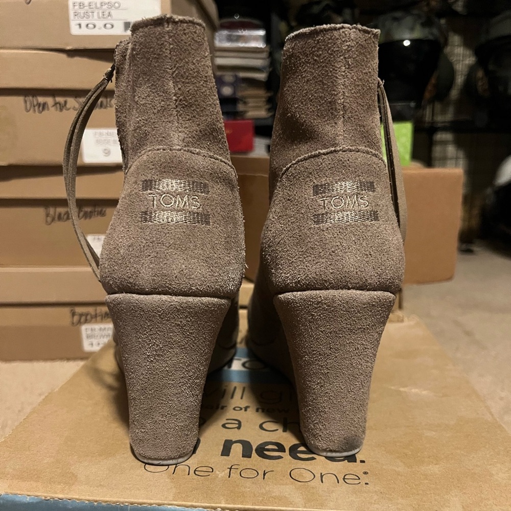 Toms suede wedge booties. Size 10